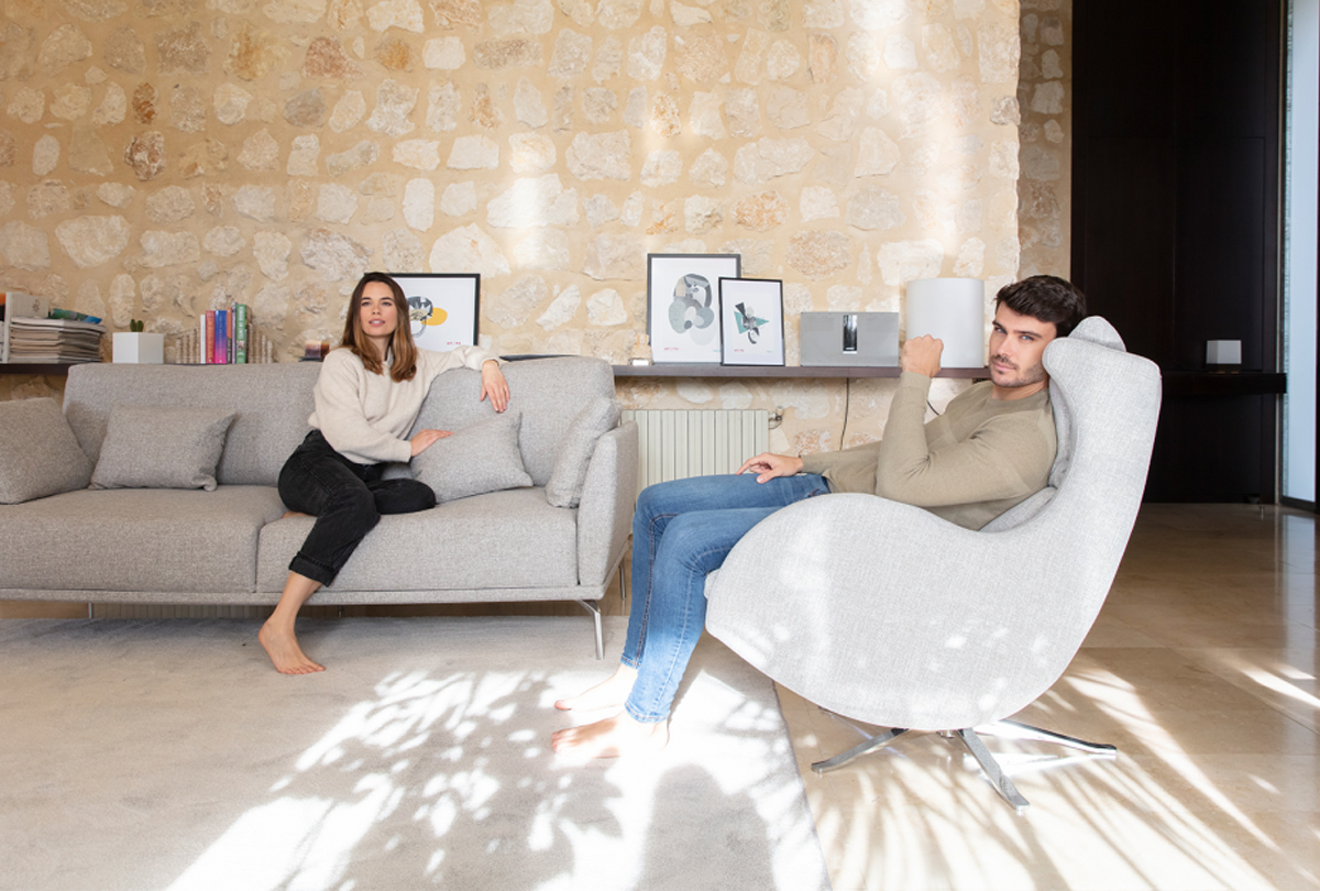 Korintoluxor by simplysofas.in